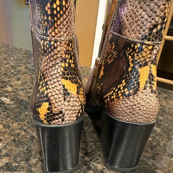 Franco Sarto Leather Faux Reptile Boots (Sz 9M) - Picture 7 of 9